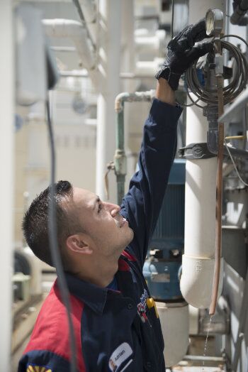 industrial hvac technician in the field