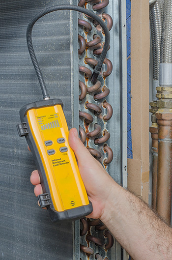 refrigerant leak detector