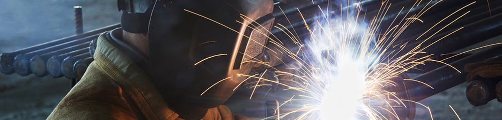 welder working