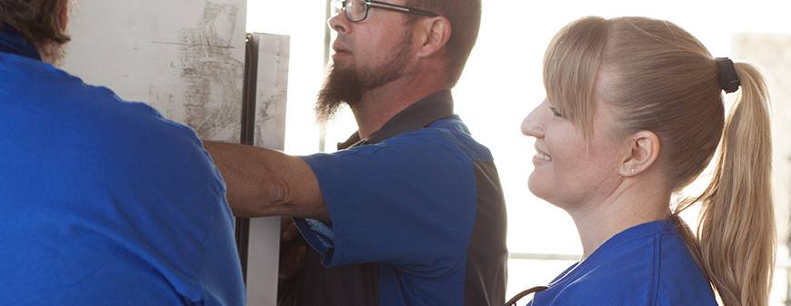 women working in hvac